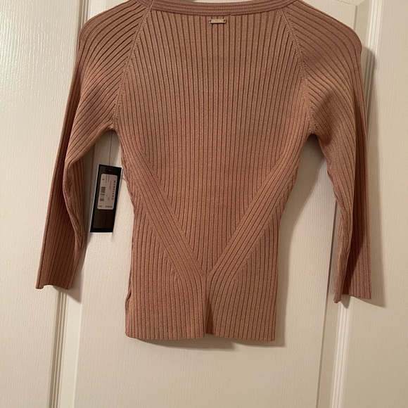 Brand New Marciano Tan Sweater - Picture 2 of 4